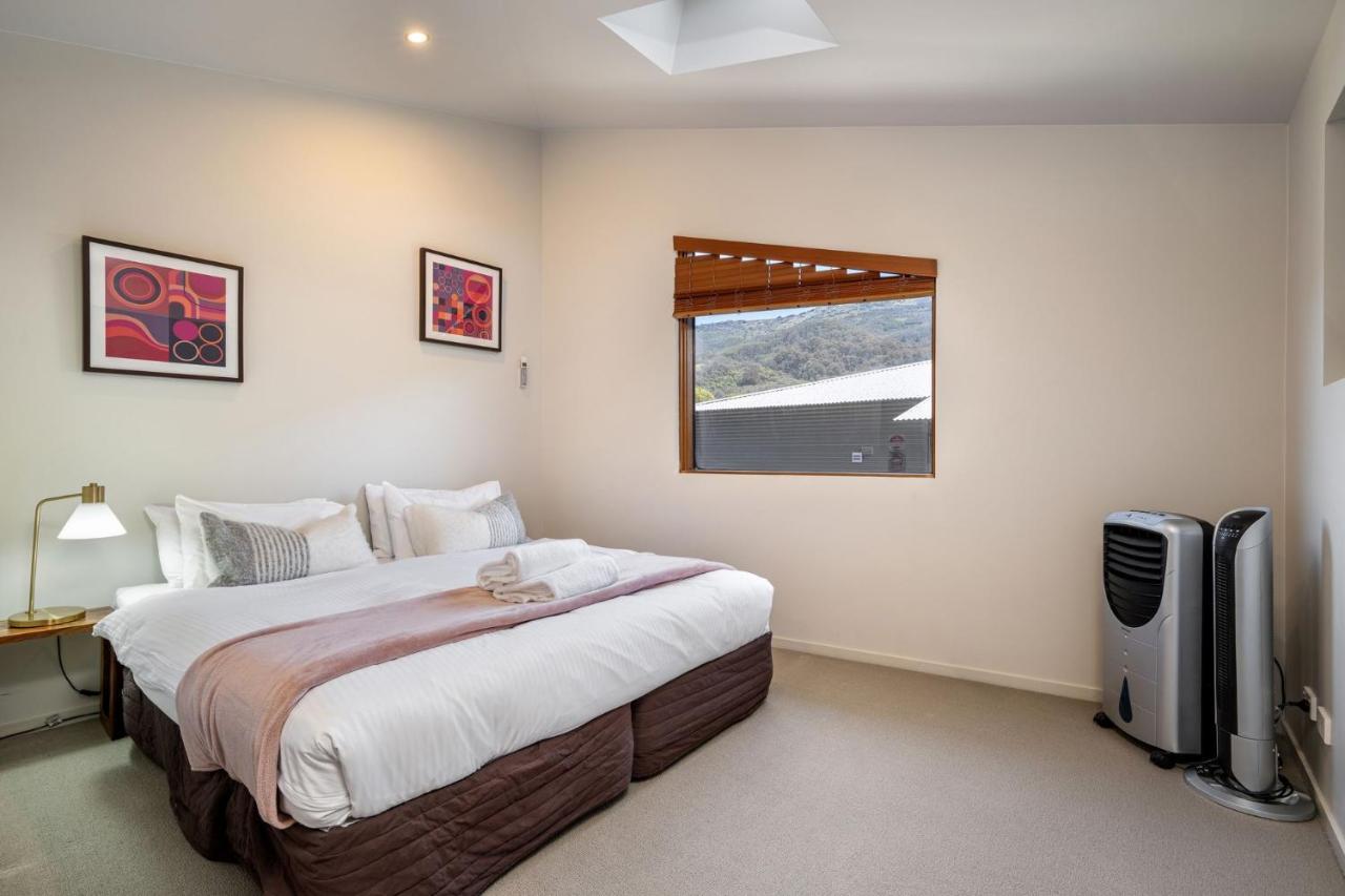 Snow Stream 2 Bedroom And Loft With Gas Fire Balcony And Garage Parking Thredbo Exteriér fotografie